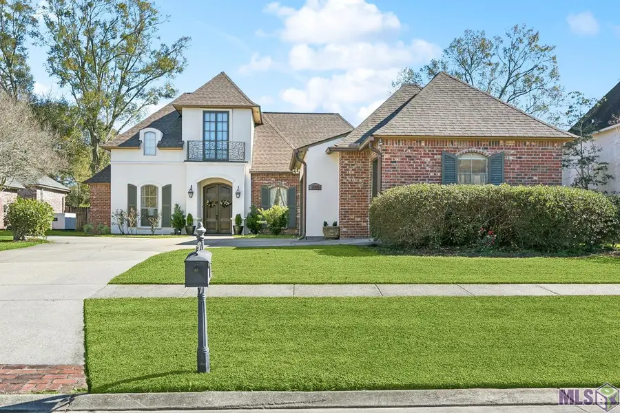 12484 Legacy Hills Dr, Geismar, LA 70734 - #2