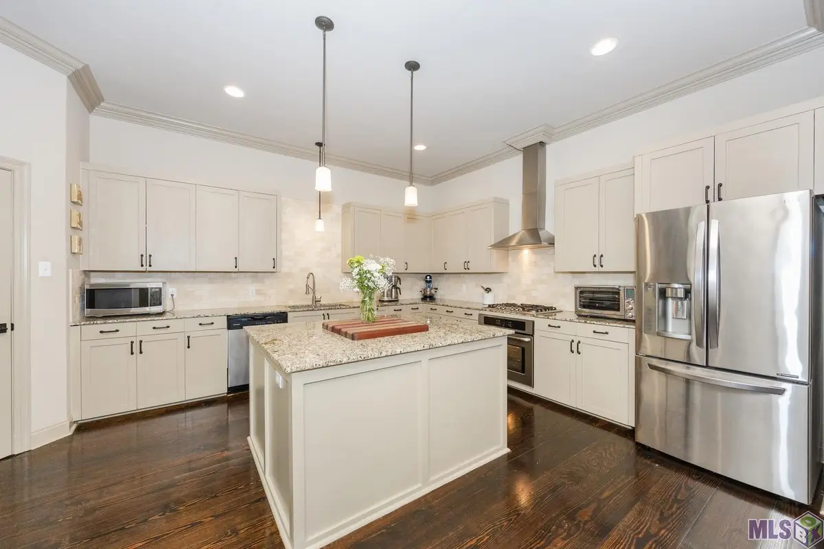 8274 Seville Ct, Baton Rouge, LA 70820 - #1