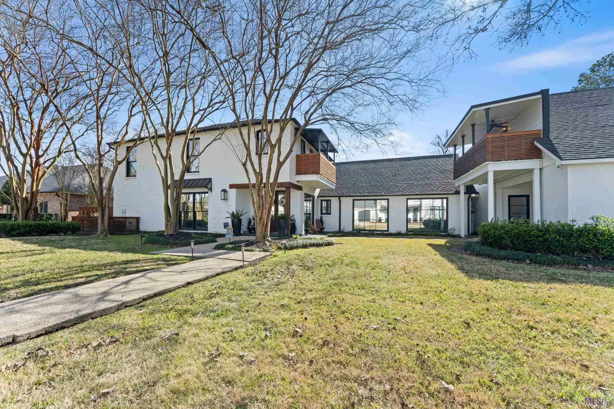 8720 W Fairway Dr, Baton Rouge, LA 70809 - #1