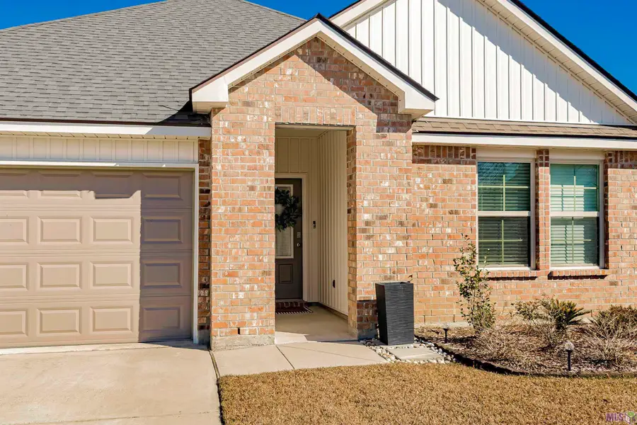 727 Lambot Ave, Zachary, LA 70791 - Image #2