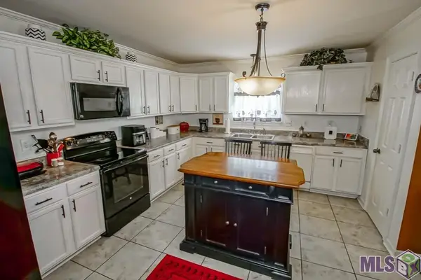 4224 Wimbish Dr, Baker, LA 70714