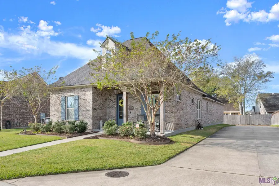 15402 Green Trails Blvd, Baton Rouge, LA 70817 - Image #3