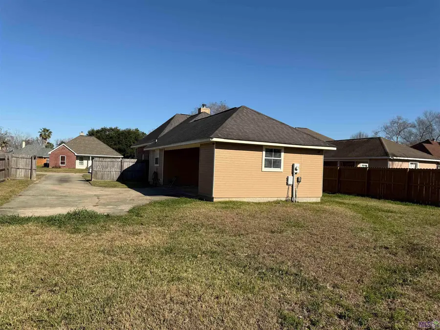 9456 Crandon Dr, Baton Rouge, LA 70810 - Image #3
