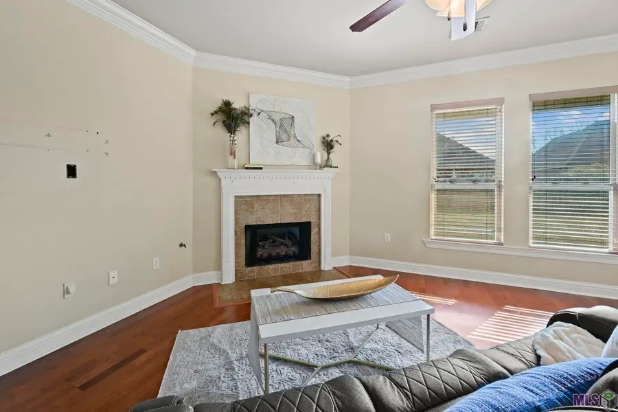 10028 Savannah Jane Ln, Baton Rouge, LA 70817 - Image #3
