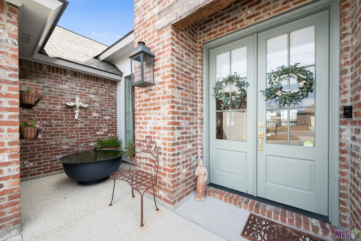 10920 Hillpark Ave, Baton Rouge, LA 70810 - #1