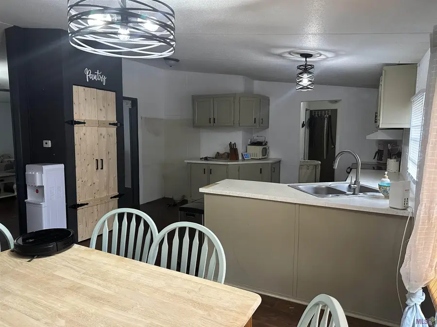 9906 Ponder Ln, Denham Springs, LA 70706 - #3