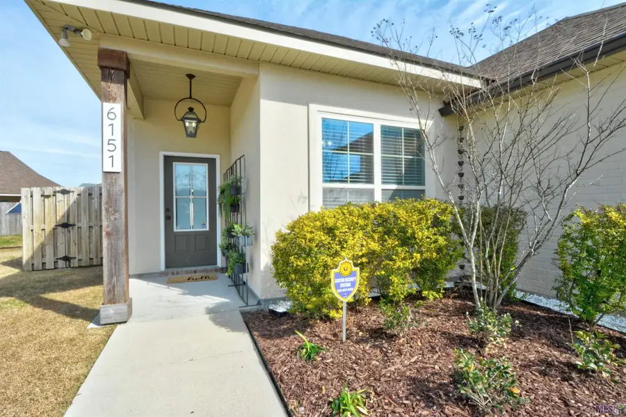 6151 Lake Edge Dr, Baton Rouge, LA 70820 - #2