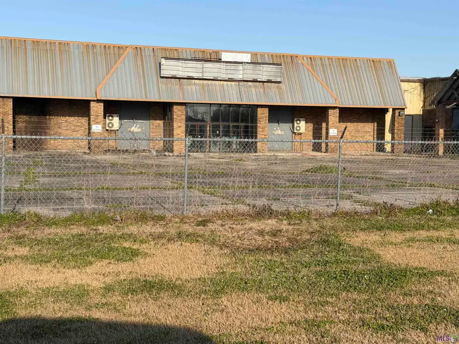 814 Hospital Rd, New Roads, LA 70760 - #2