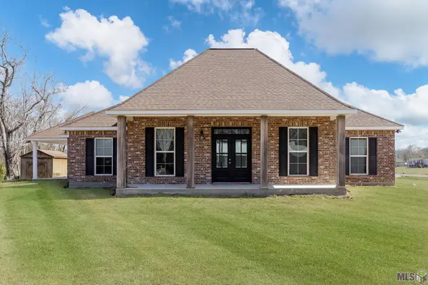 11486 Tannis Rd, St. Amant, LA 70774