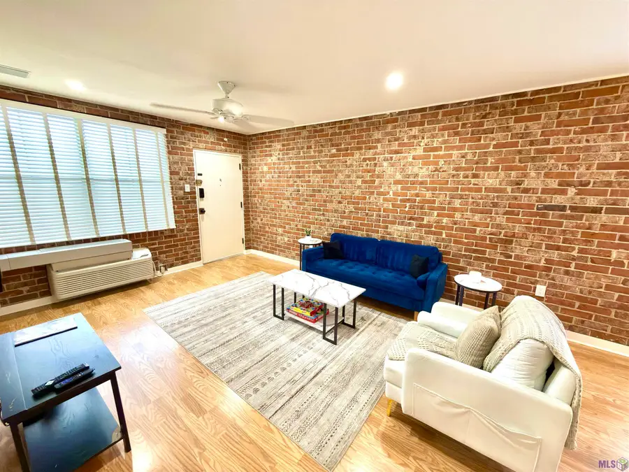 3101 Highland Rd #301, Baton Rouge, LA 70802 - #3