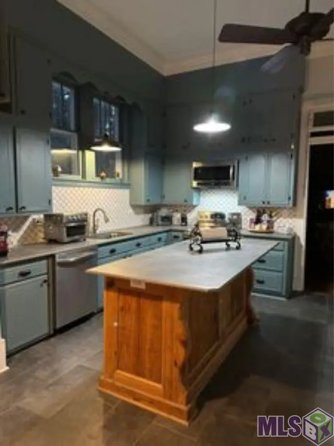 1030 2nd St, Morgan City, LA 70380 - #3