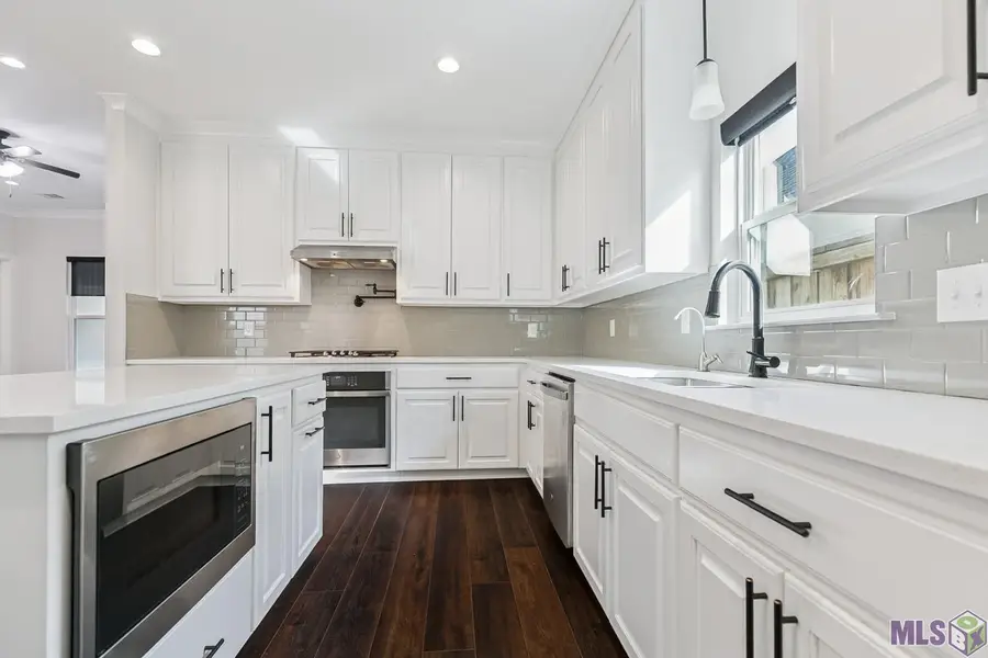 9629 S Creek Dr, Denham Springs, LA 70726 - #3