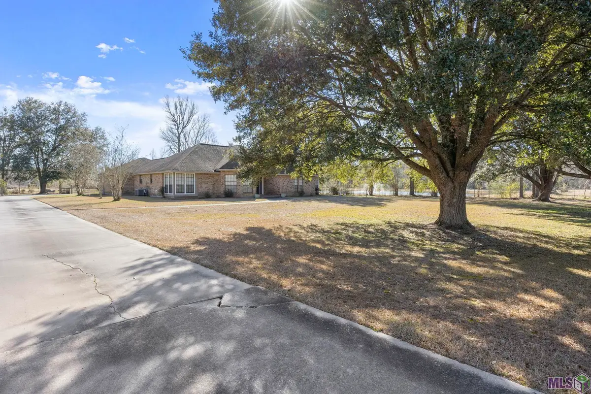 8110 Main St, Zachary, LA 70791 - Image #1