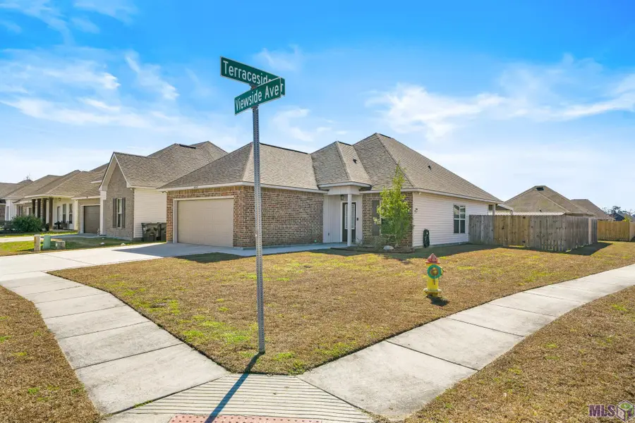 43105 Viewside Ave, Prairieville, LA 70769 - Image #3