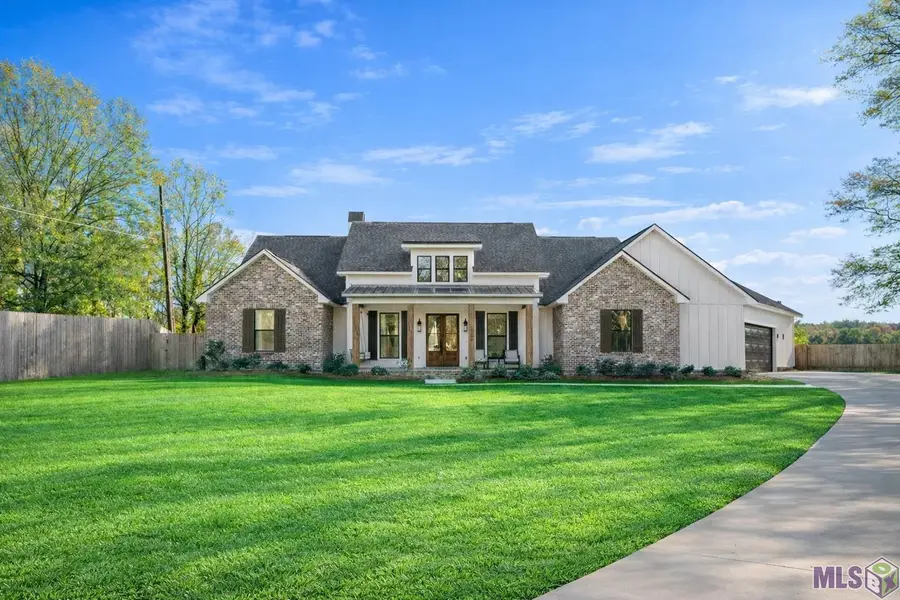 10598 Arnold Rd, Denham Springs, LA 70726 - #2