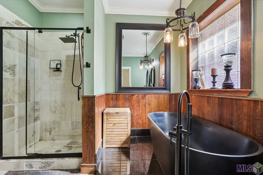 9931 Powell Ln, Denham Springs, LA 70726 - #3