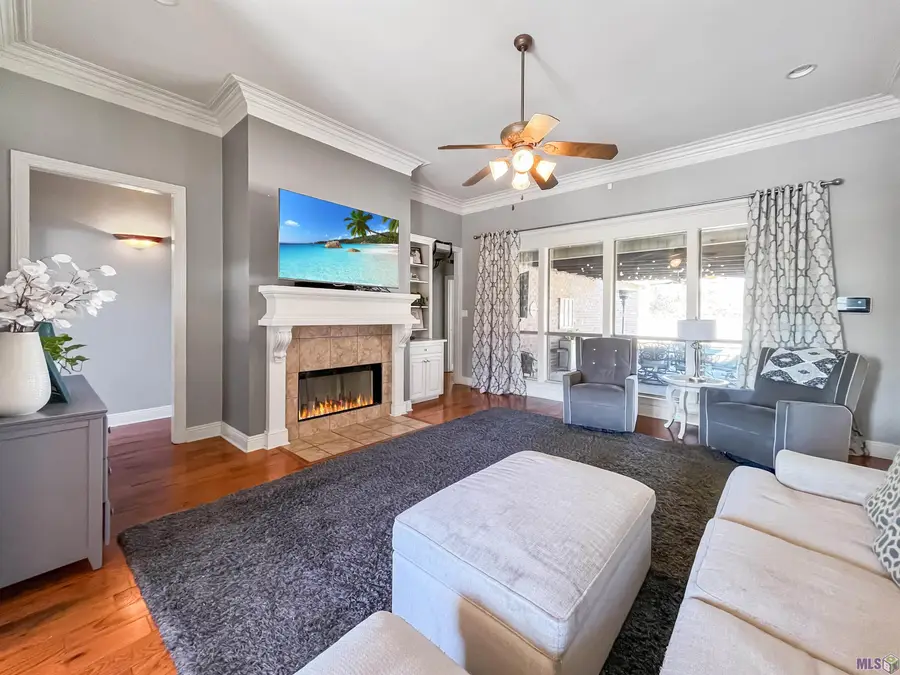 10251 Crooked Creek Ln, Denham Springs, LA 70726 - #3