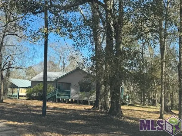 18718 Ducros Rd, Prairieville, LA 70769