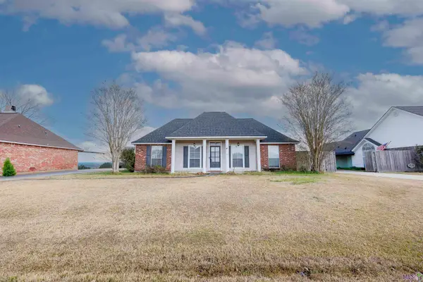 24610 Rolling Meadow, Denham Springs, LA 70726