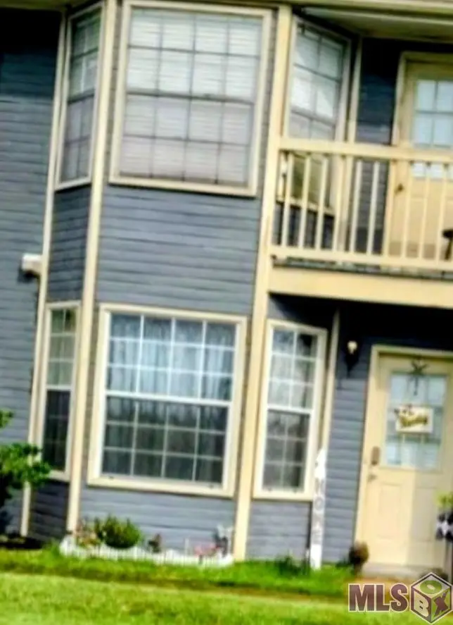 810 Meadow Glen Ave #D, Zachary, LA 70791 - #1