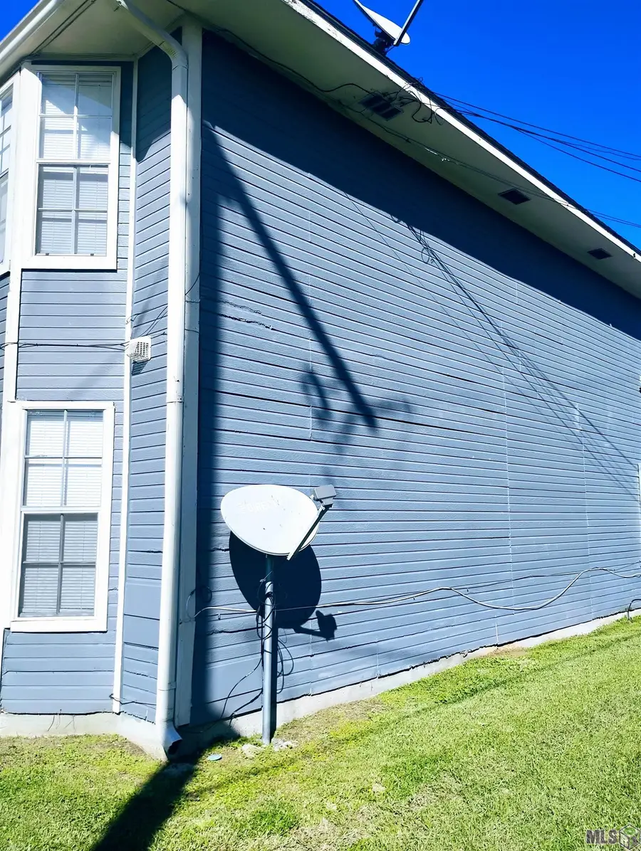 810 Meadow Glen Ave #D, Zachary, LA 70791 - #3