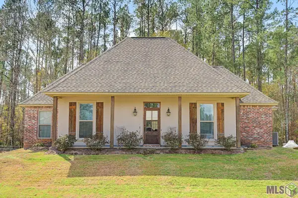 15534 Delmar Ln, Walker, LA 70785