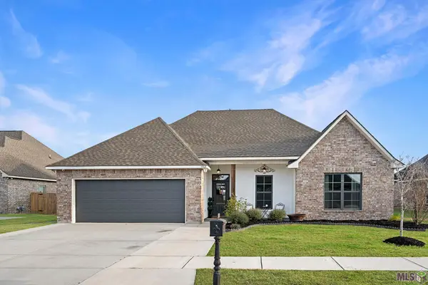 4908 Trial Dr, Addis, LA 70710