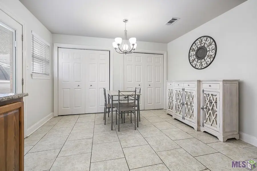 9181 Cedar Springs Ave, Denham Springs, LA 70726 - #2