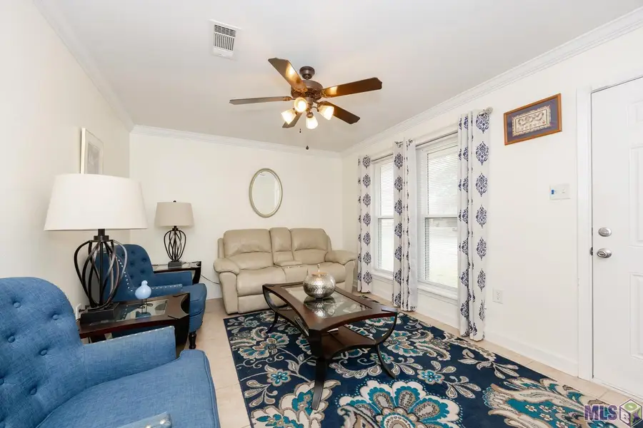 330 Laurie Lynn Dr, Baton Rouge, LA 70819 - #2