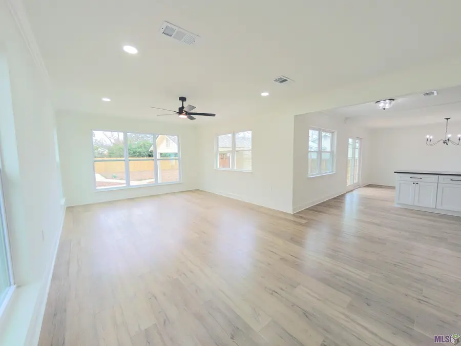 4761 Camellia St, Saint Francisville, LA 70775 - #3