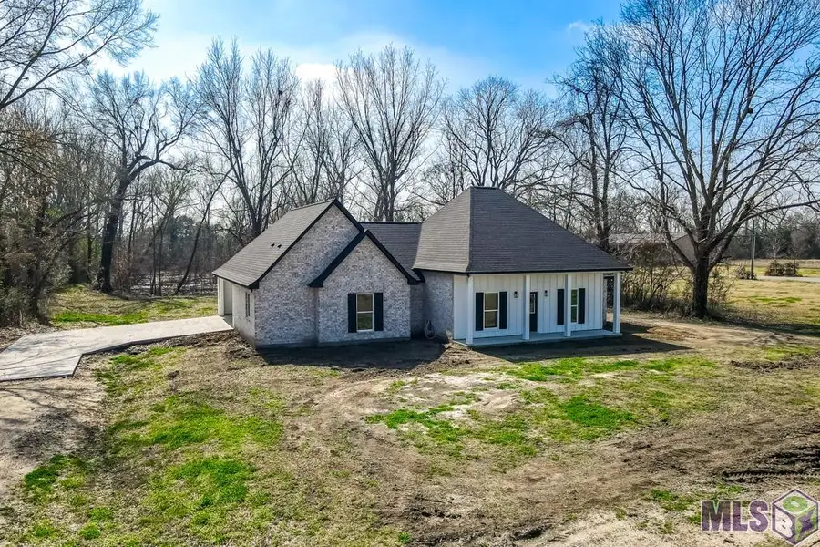 1582 Lamotte Ln, Port Allen, LA 70767 - #3