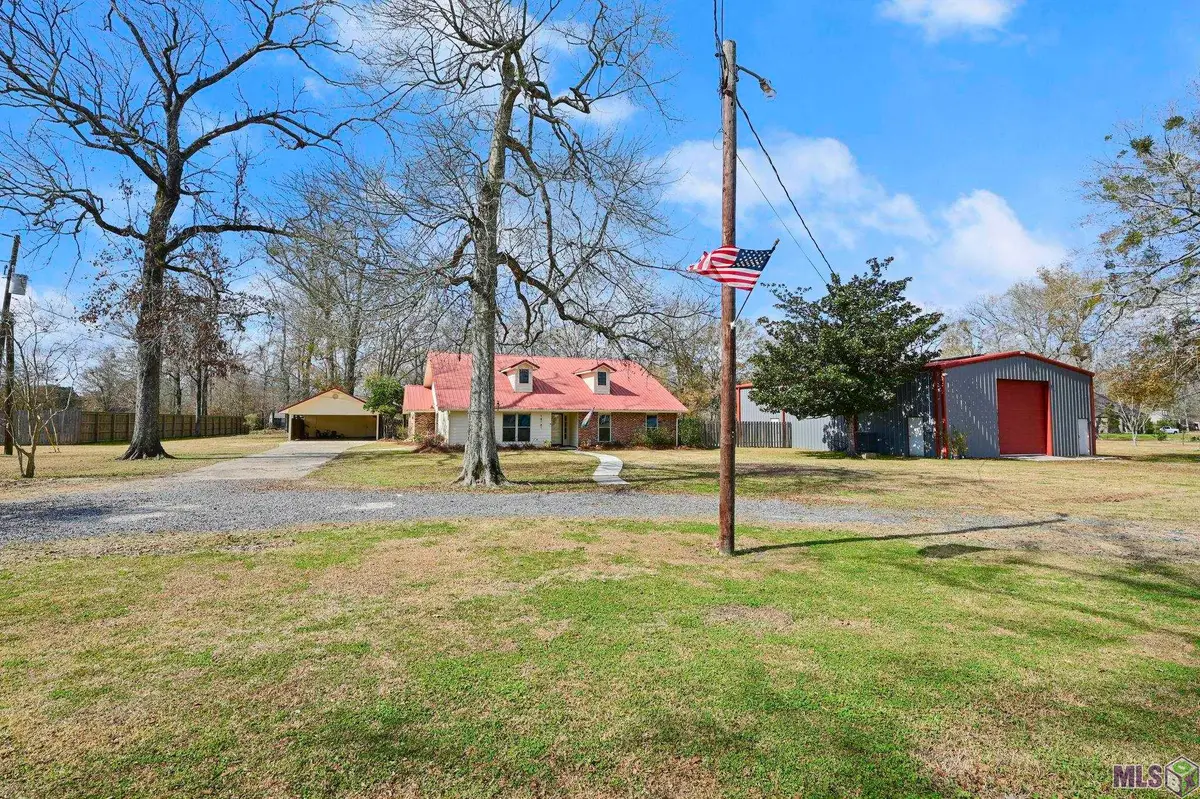 18181 Van Broussard Rd, Prairieville, LA 70769 - #1