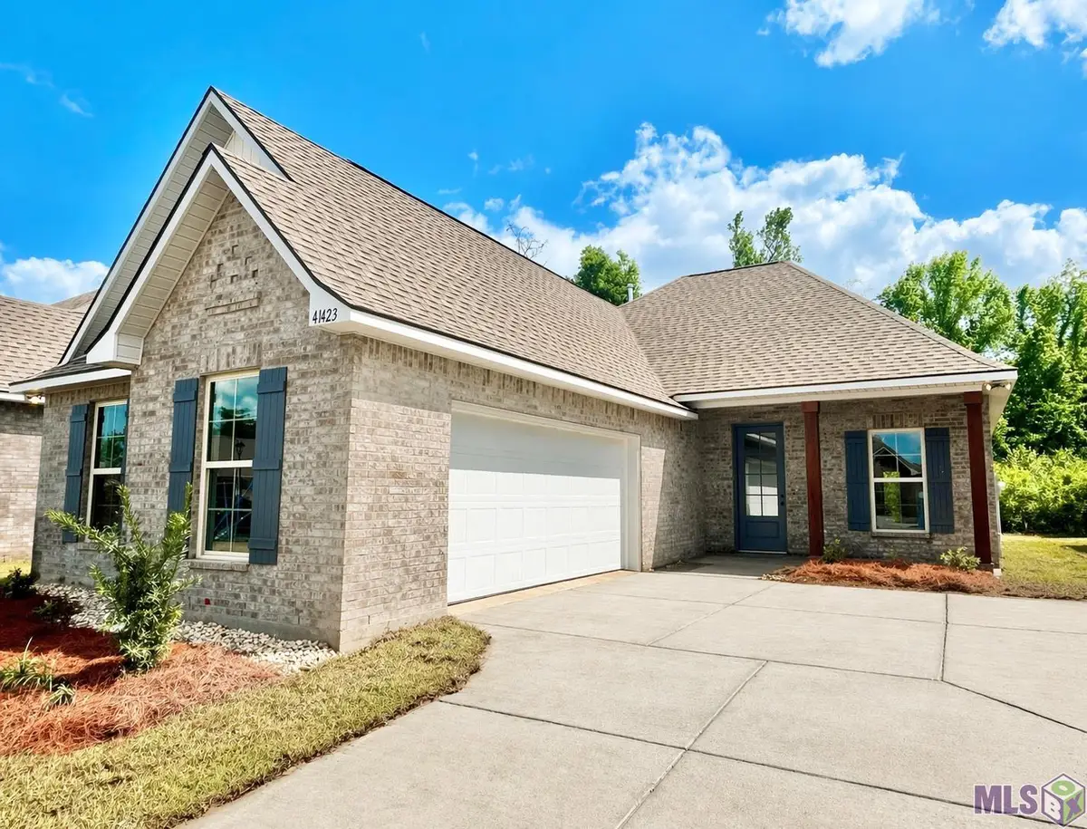 41423 Red Hawk St, Gonzales, LA 70737 - #1