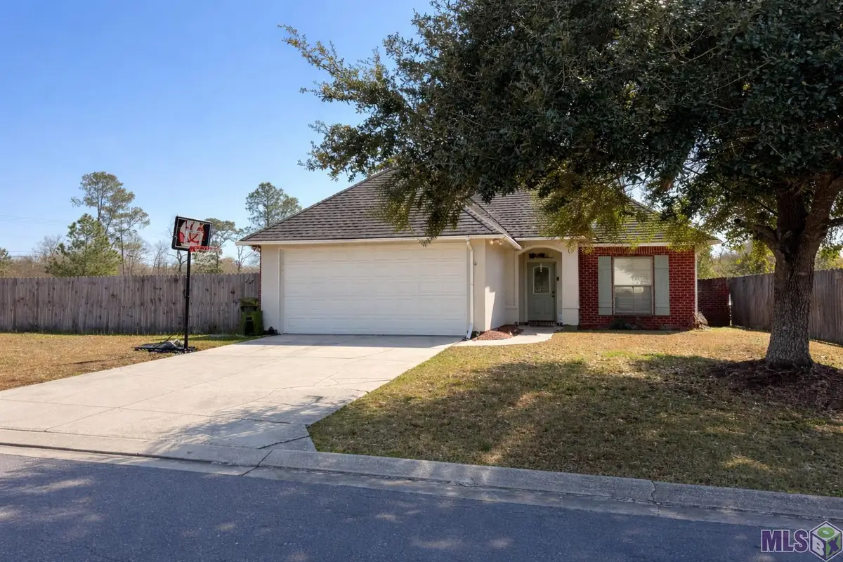 40535 Cross Ridge Ave, Gonzales, LA 70737 - #1