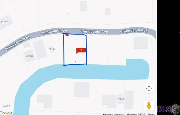 22222 Chinquapin Ave, Maurepas, LA 70449