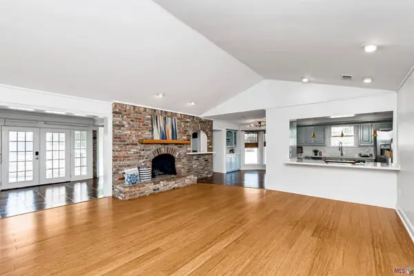 4204 Pine Park Dr, Baton Rouge, LA 70809