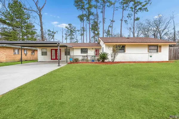 12725 Delores Dr, Baton Rouge, LA 70814