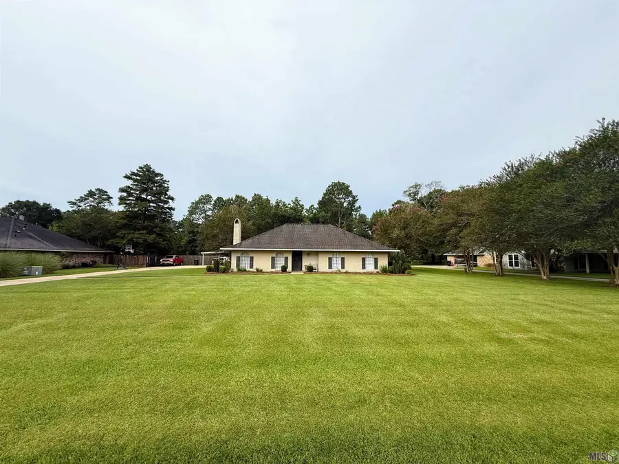 12235 Stoneway Pl, Central, LA 70818 - #2