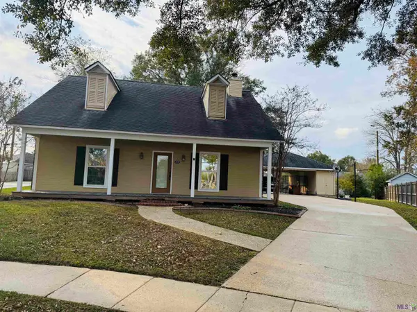 4110 Country Glen Dr, Baton Rouge, LA 70816