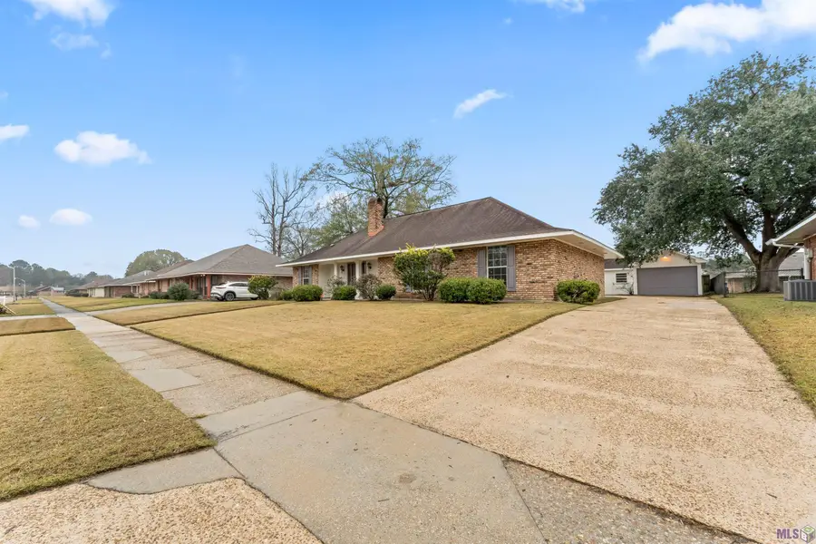 4214 Scarborough Dr, Baton Rouge, LA 70814 - #3