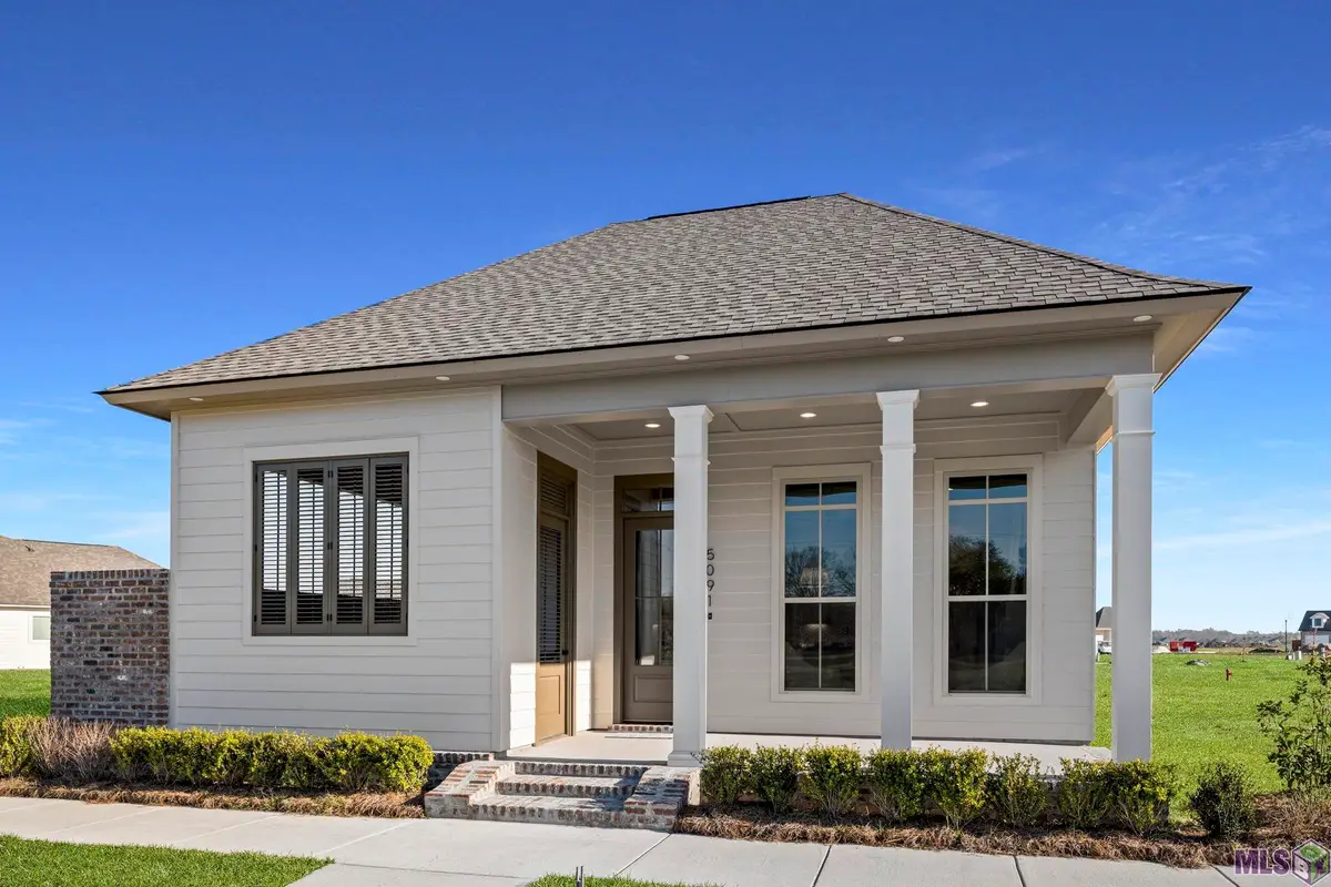 5091 Stonewater Dr, Gonzales, LA 70737 - #1
