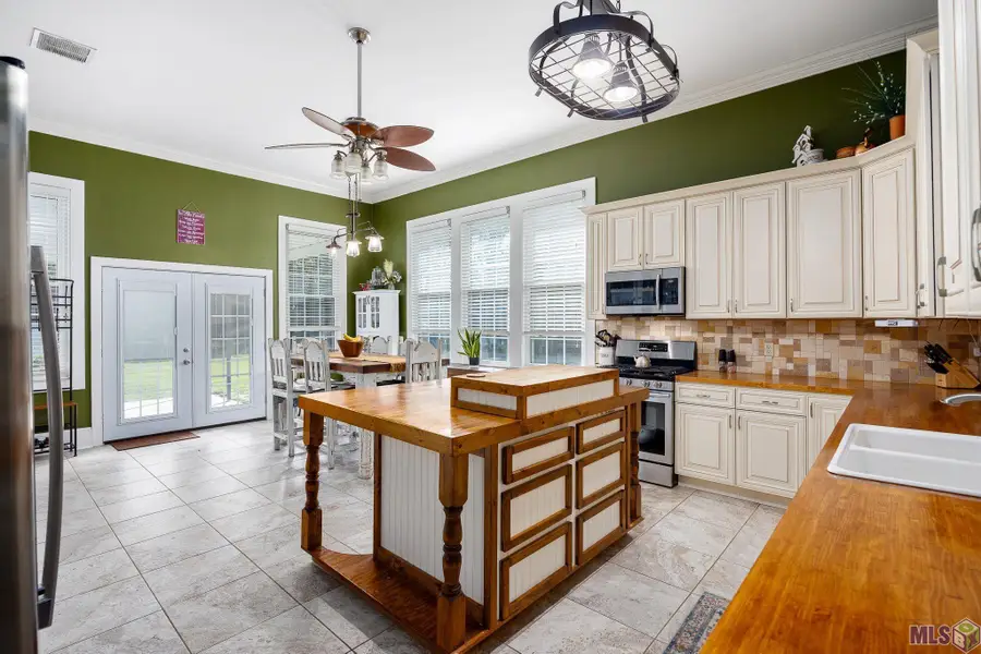 44311 Mi Mis Ln, Saint Amant, LA 70774 - #3