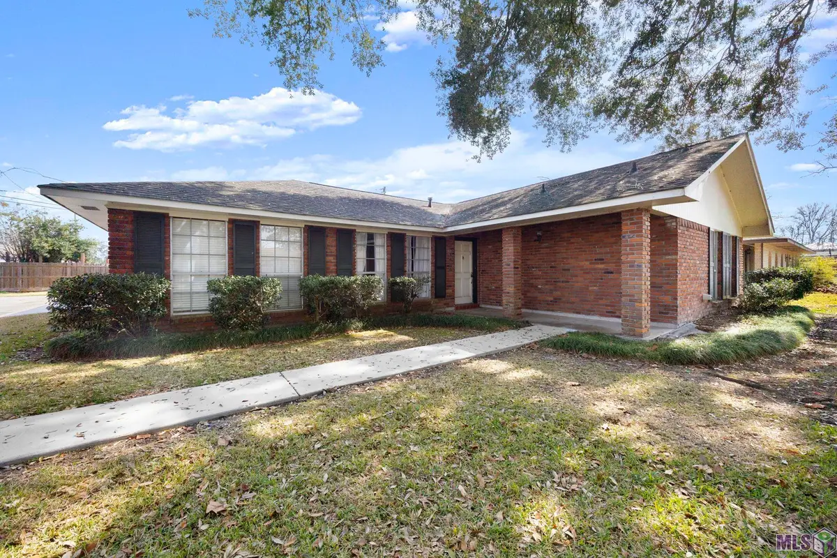 1620 S Lynne Ave, Gonzales, LA 70737 - #1