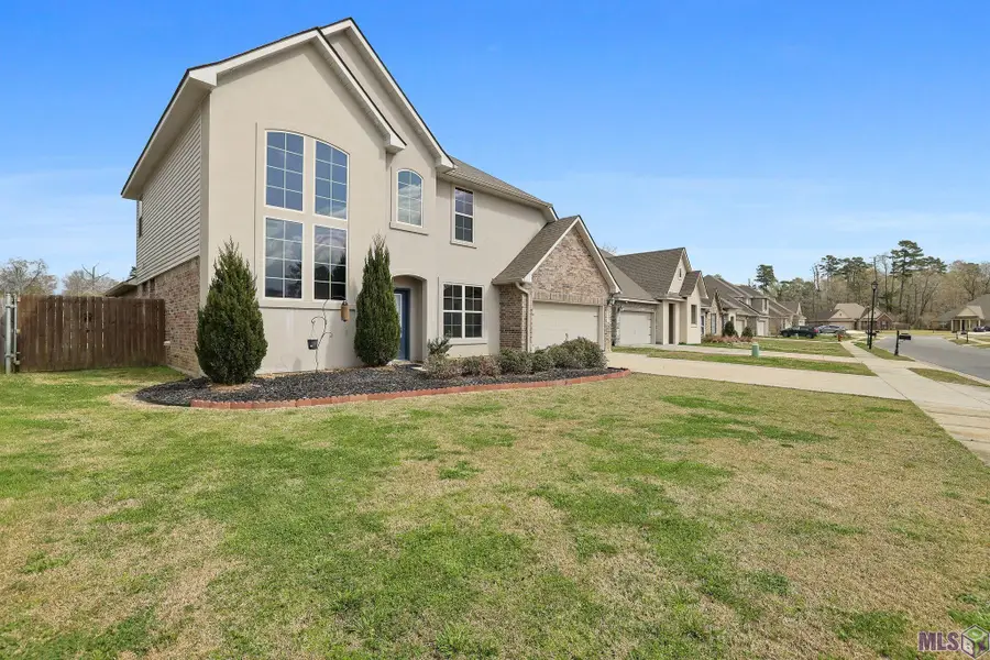 8827 Tatler St, Denham Springs, LA 70706 - #3