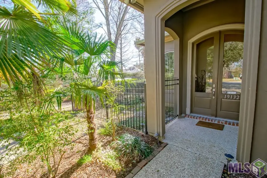 19132 Beaujolaes Ave, Baton Rouge, LA 70817 - #2