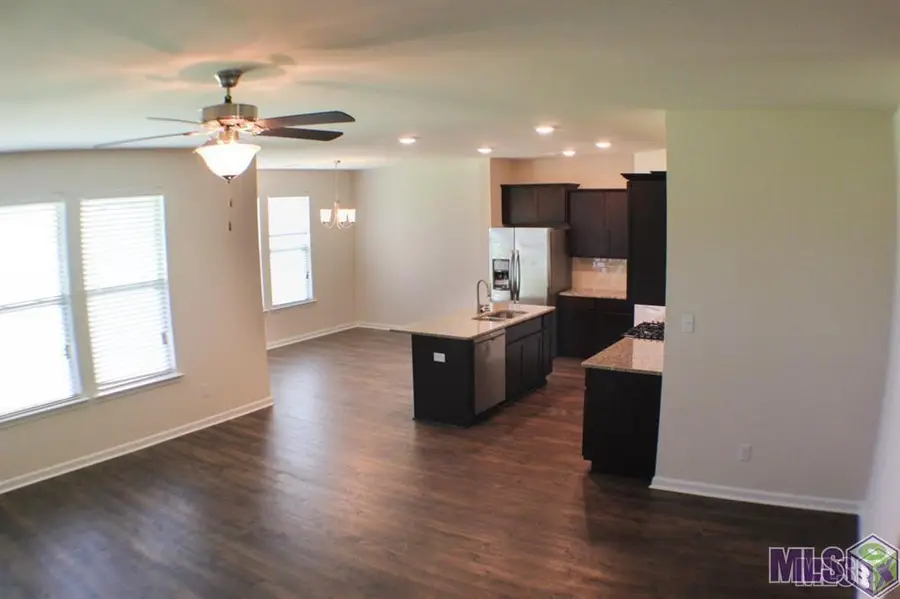 17609 Eagles Perch Dr, Prairieville, LA 70769 - #2