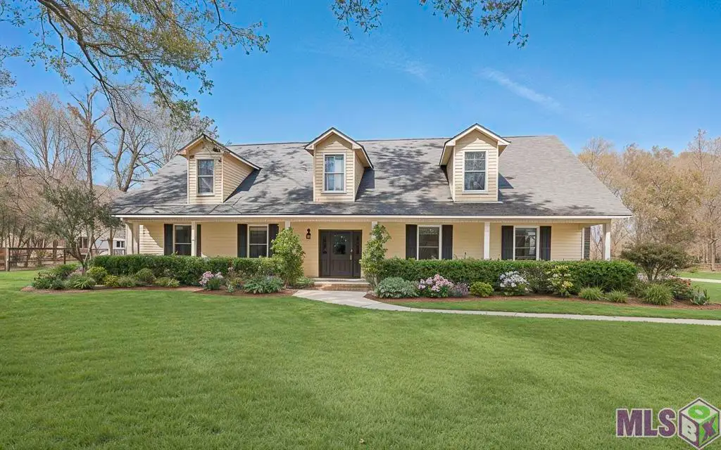 520 Pecan Dr, Saint Gabriel, LA 70776 - #1