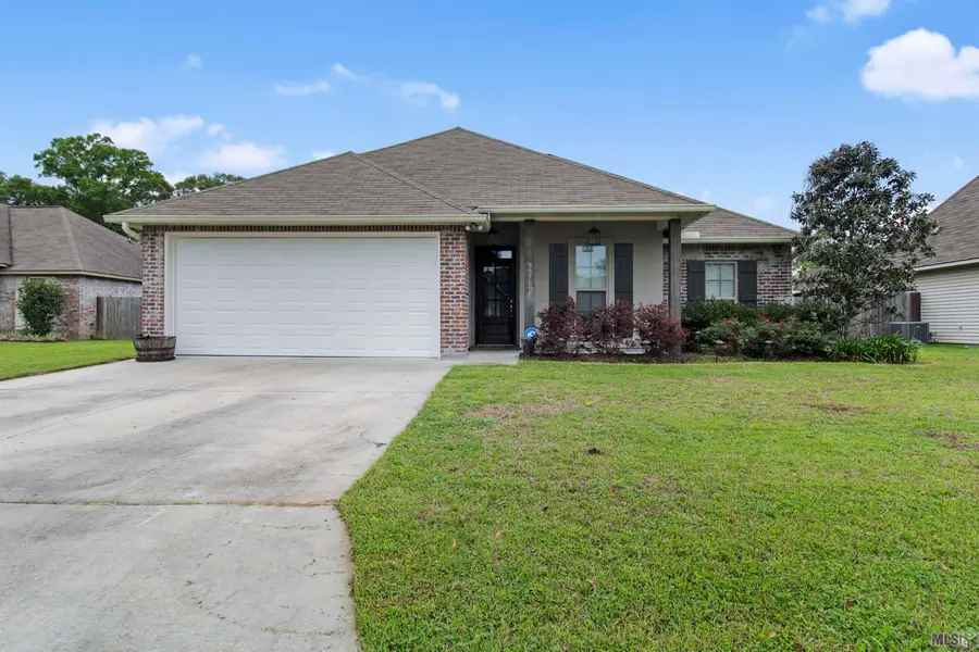 33789 Blue River Dr, Denham Springs, LA 70706 - #2