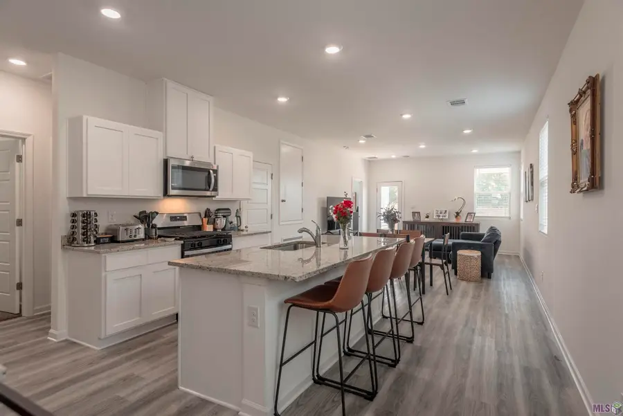 910 Drago Dr, Baton Rouge, LA 70820 - #2