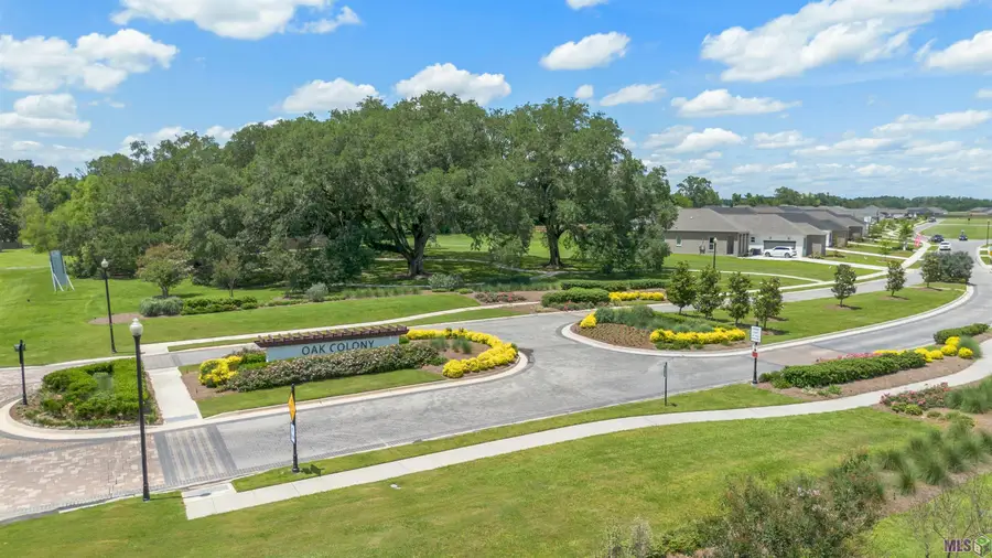 10115 Oak Colony Dr, Baton Rouge, LA 70817 - #2